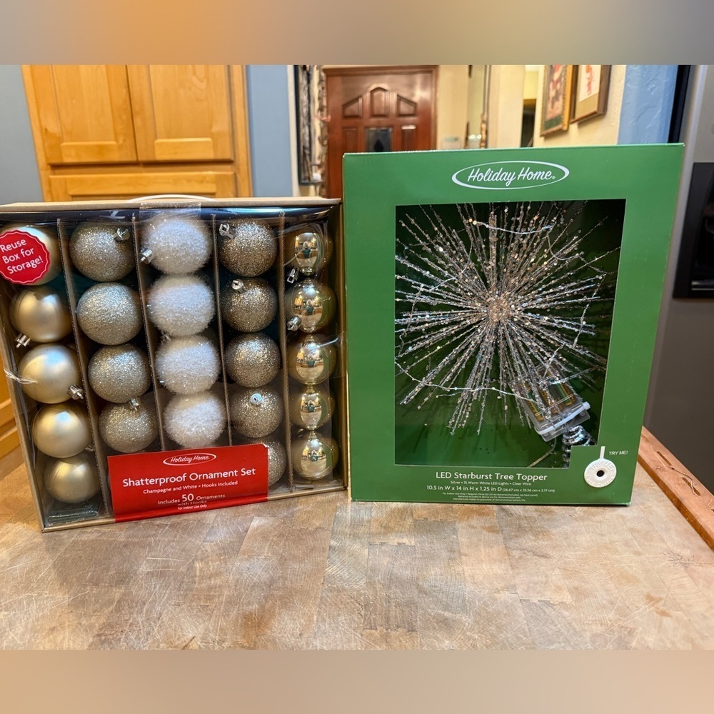 Shatterproof Christmas Ornament Set and LED Starburst Tree Topper Gold & Silver